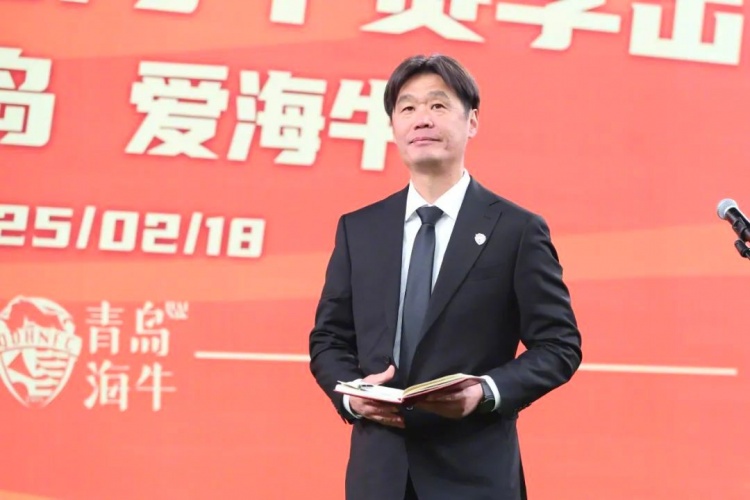  多名媒體人士點(diǎn)評(píng)海牛：引援老中青都有，就看李霄鵬的捏合能力了
