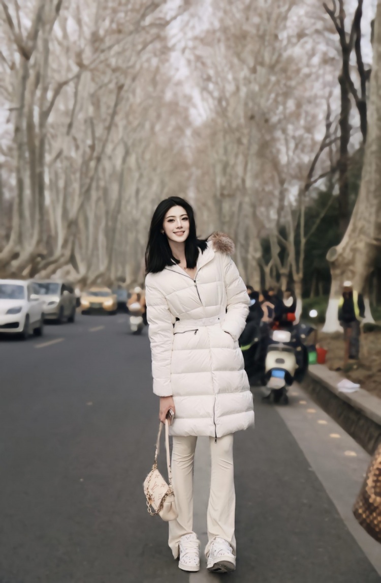  煙雨下江南！卓識游南京：卿言一句梧桐美 吾種梧桐滿京城