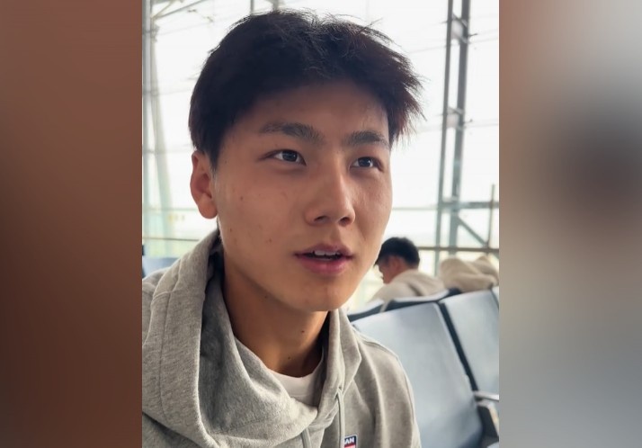  為何半場過后不久被換下？毛偉杰：兩條腿特別緊，李導(dǎo)怕我受傷