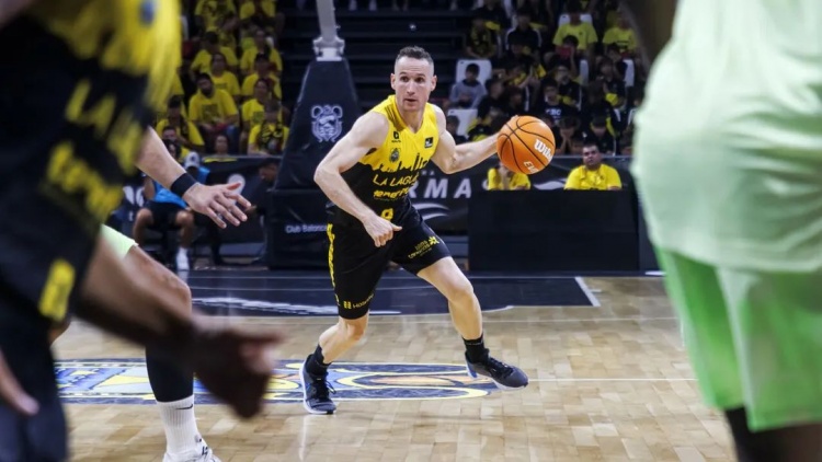  NBA初代老六，42歲進(jìn)入生涯巔峰？！