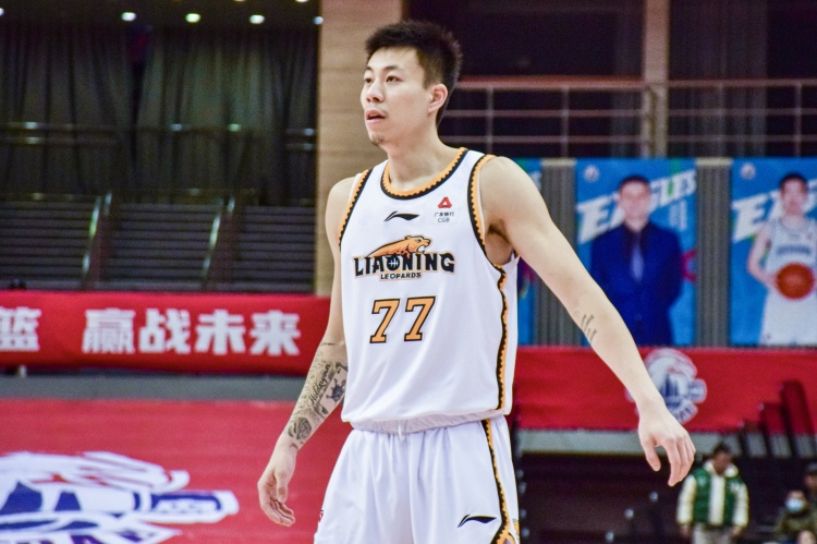 還得再調(diào)整！張鎮(zhèn)麟復出8中1拿到2分8助出現(xiàn)6失誤 正負值-34最低