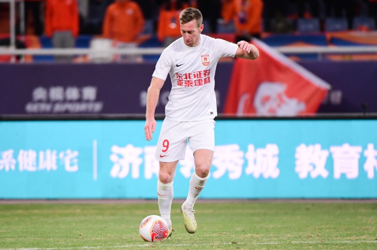  熱身賽：長春亞泰2-1青島海牛 貝里奇、奧莫伊胡安弗破門???