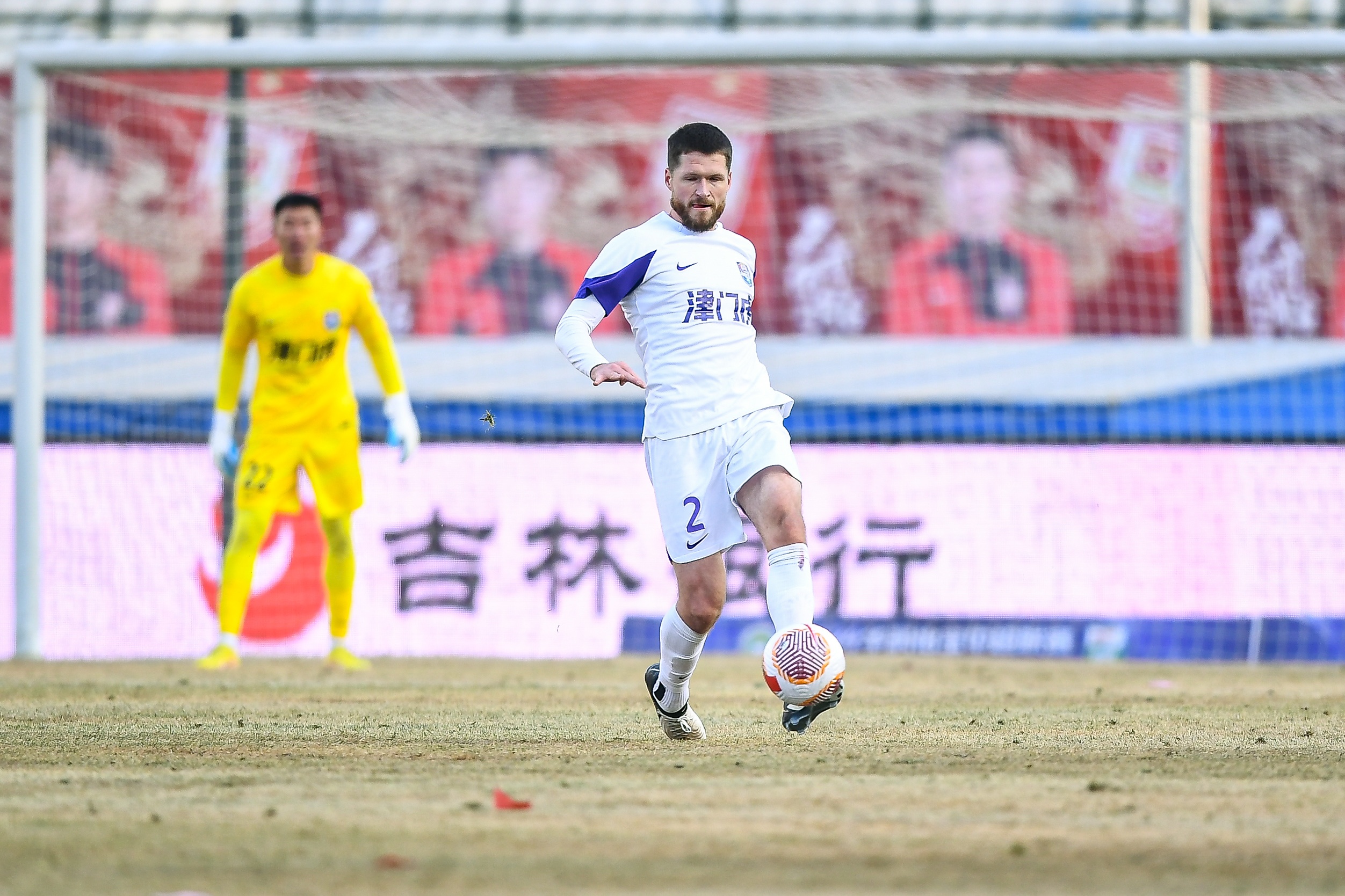  津門虎舊將亞冠對(duì)決格蘭特勝出，津媒：他離開津門虎因存?zhèn)‰[患