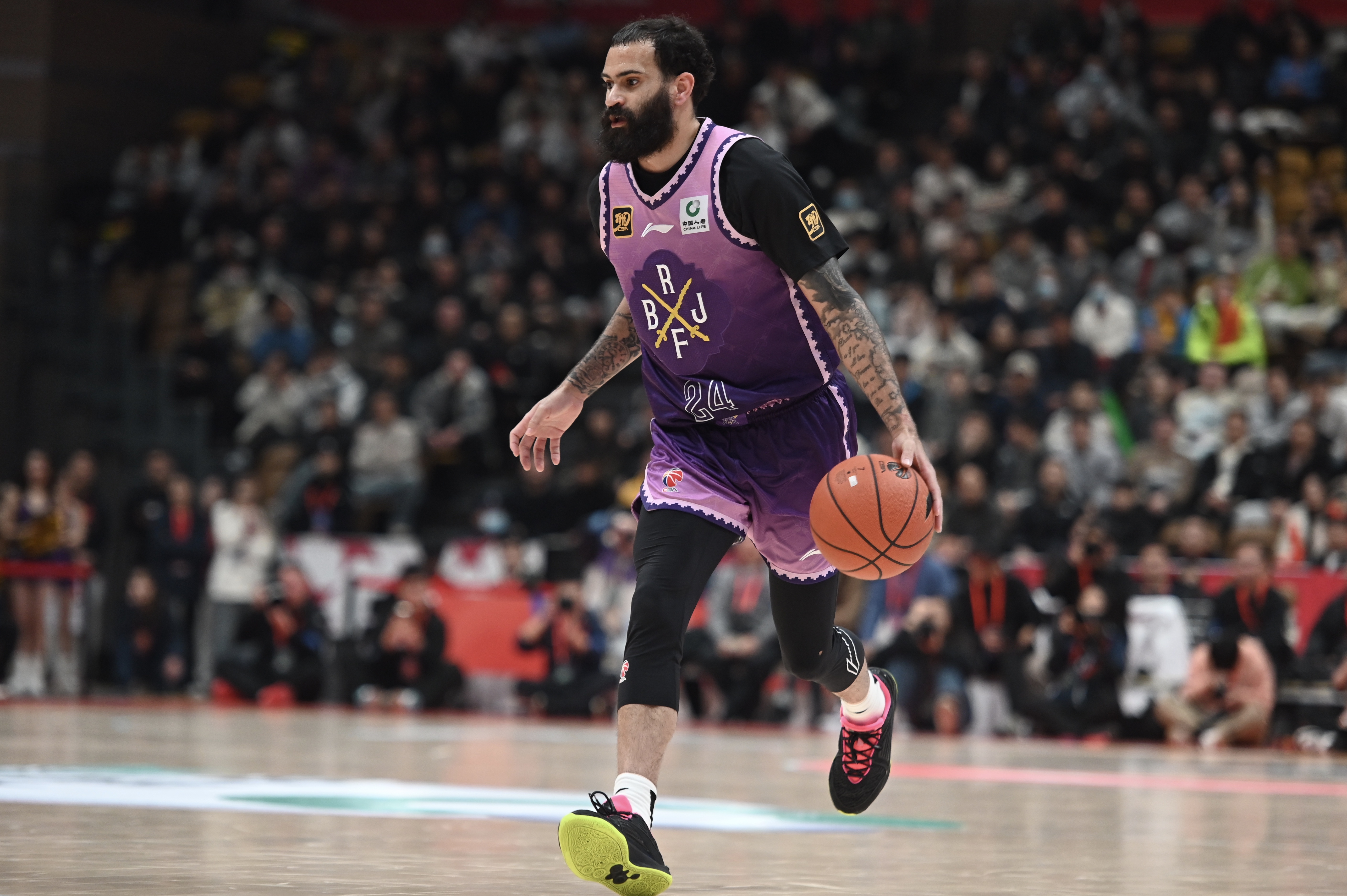  加時接連扔進三分！里勒28投17中怒轟全隊最高46分 另有8板8助