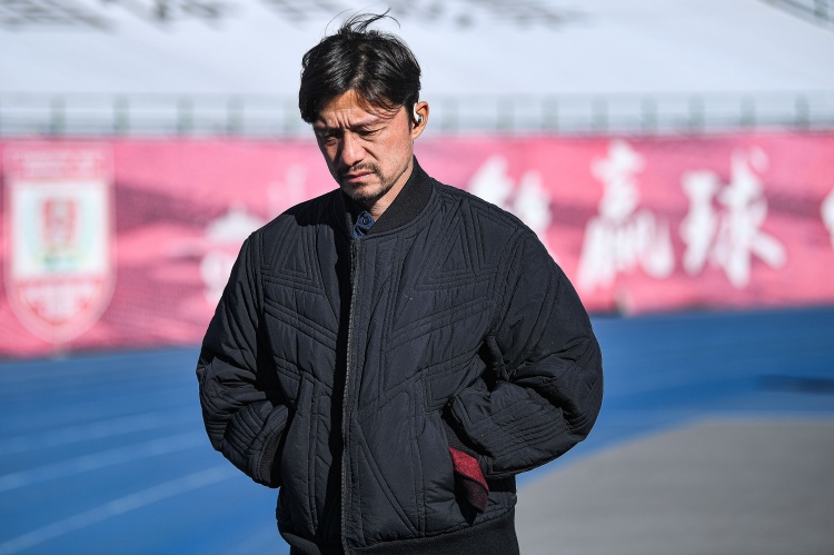  兩隊(duì)均三連敗開局！足球報(bào)談亞泰vs三鎮(zhèn)：亞泰力爭打好第一個(gè)主場
